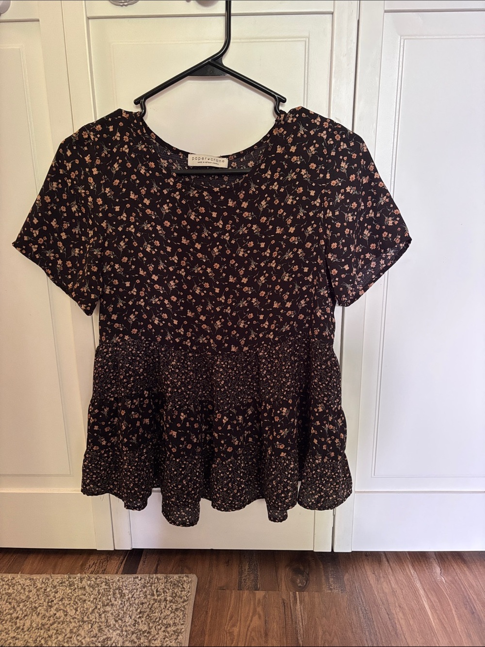 Paper Crane Black Floral Short-Sleeve Peplum Top